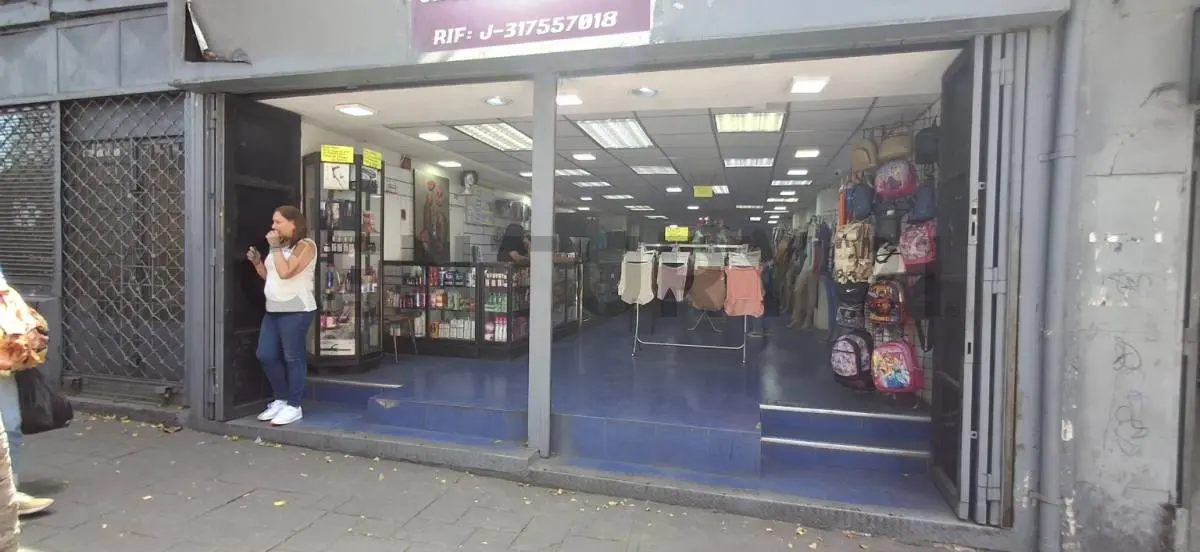 Local Comercial en venta en La Hoyada - 4