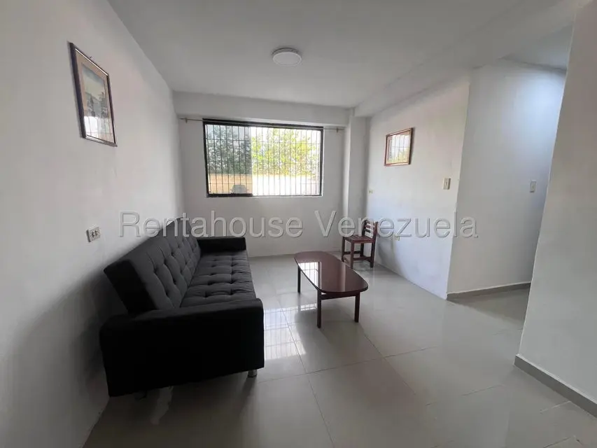 Apartamento (1 Nivel) en Alquiler en Conjunto Residencial Las Carolinas II, Aragua - 3