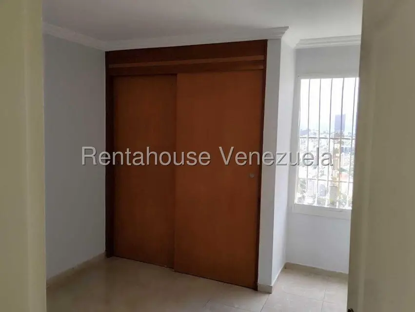 Apartamento (1 Nivel) en Alquiler en Los Samanes, Distrito Metropolitano - 12