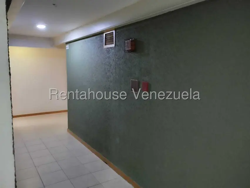 Apartamento (1 Nivel) en Alquiler en Los Samanes, Distrito Metropolitano - 16