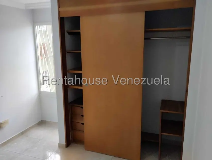 Apartamento (1 Nivel) en Alquiler en Los Samanes, Distrito Metropolitano - 7