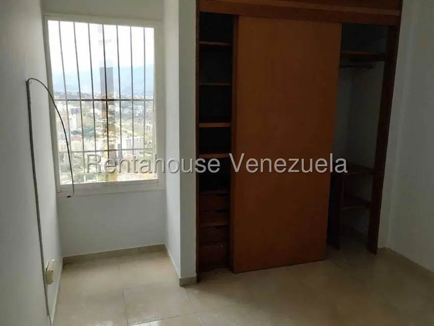 Apartamento (1 Nivel) en Alquiler en Los Samanes, Distrito Metropolitano - 8