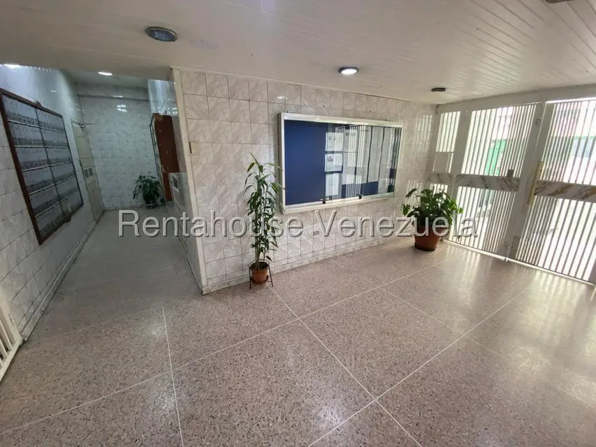 Apartamento (1 Nivel) en Venta en San Martin, Distrito Metropolitano - 3