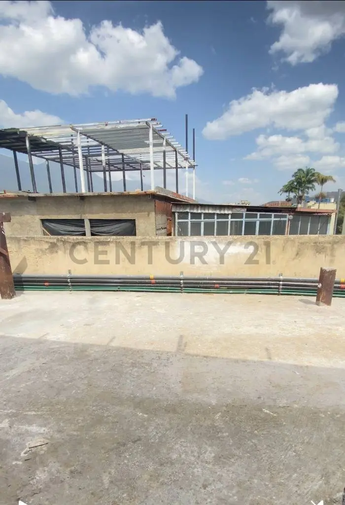 ¿Buscabas galpón cerca en El Cementerio? Mira este lienzo en blanco — 12