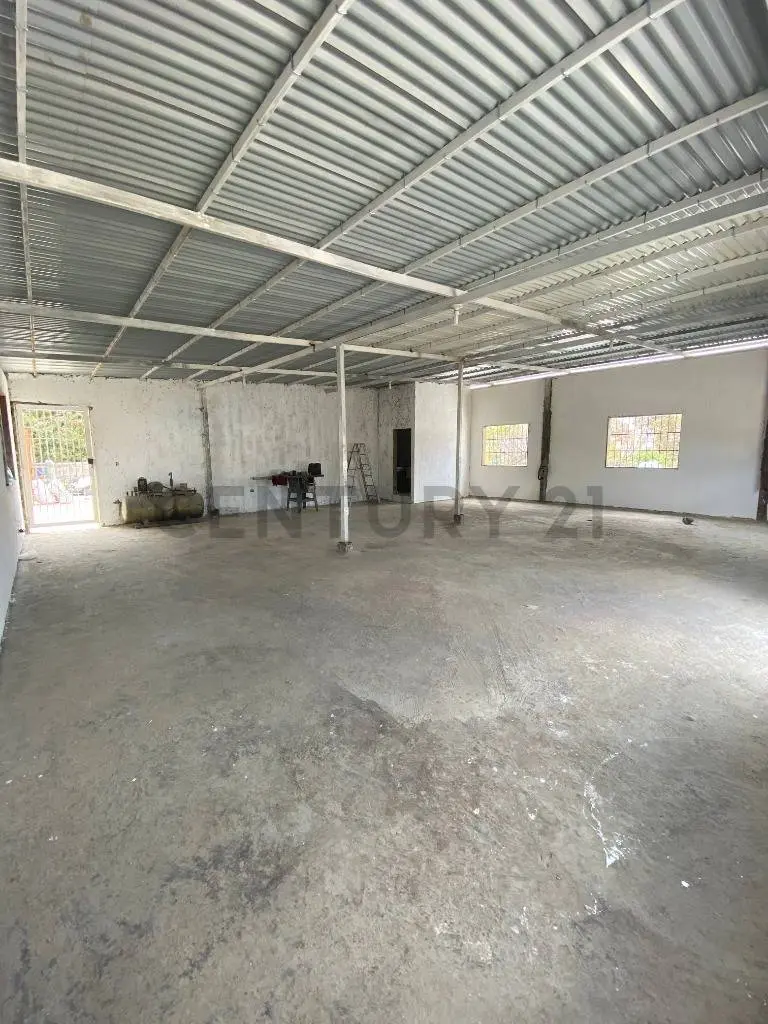 ¿Buscabas galpón cerca en El Cementerio? Mira este lienzo en blanco - 7