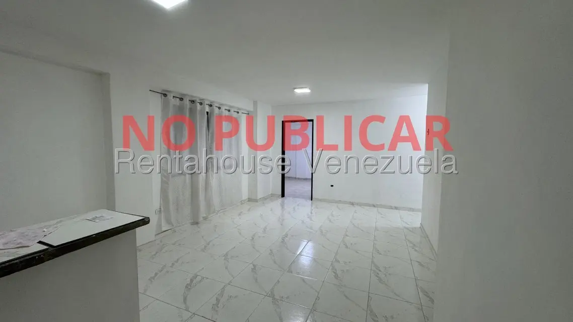 Apartamento (1 Nivel) en Venta en Parroquia Altagracia, Distrito Metropolitano - 2