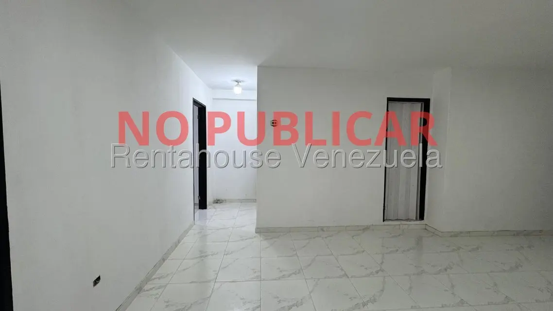 Apartamento (1 Nivel) en Venta en Parroquia Altagracia, Distrito Metropolitano - 4