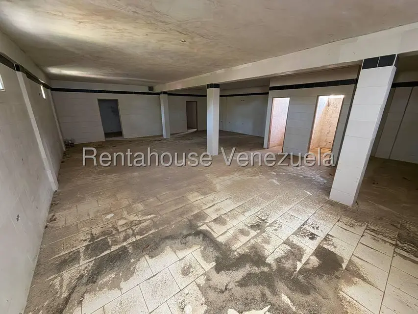 Comercial (Local Comercial) en Venta en Avenida Intercomunal, Zulia - 11