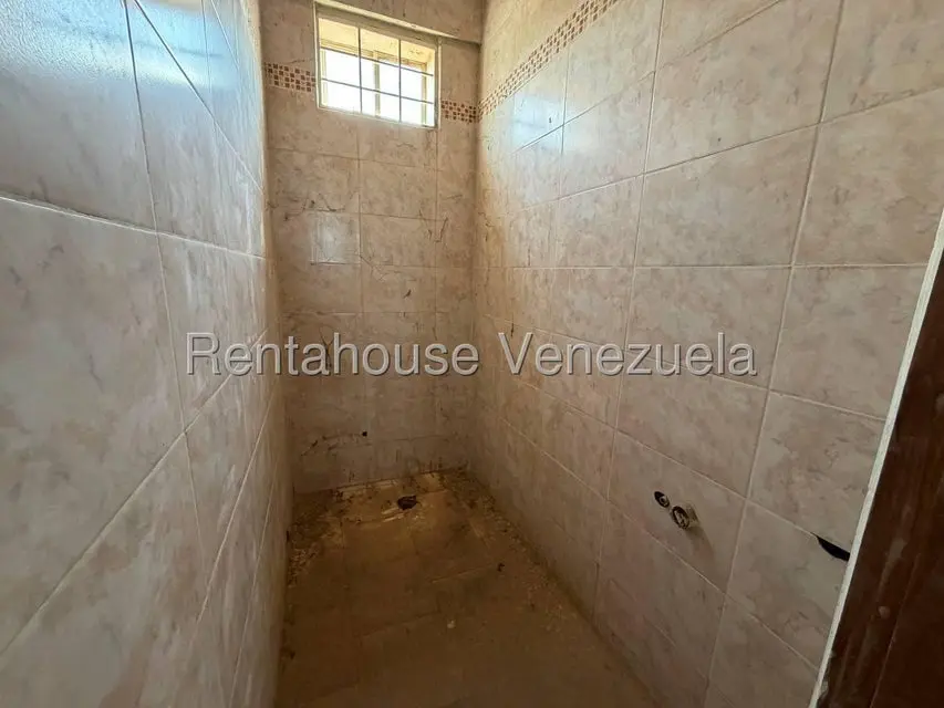 Comercial (Local Comercial) en Venta en Avenida Intercomunal, Zulia - 13