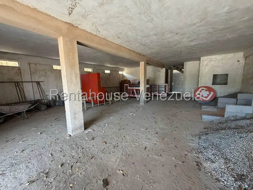 Comercial (Local Comercial) en Venta en Avenida Intercomunal, Zulia - 3