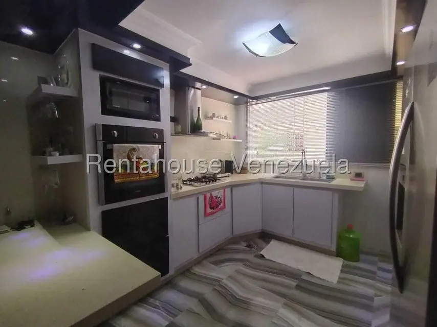 Apartamento (1 Nivel) en Venta en La Florida, Carabobo - 3