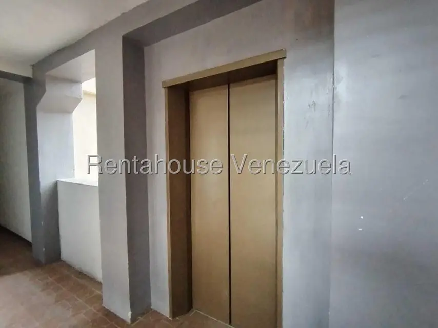 Apartamento (1 Nivel) en Venta en La Florida, Carabobo - 25