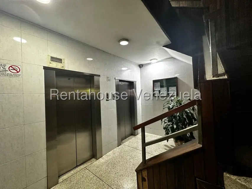 Apartamento (1 Nivel) en Venta en La Boyera, Distrito Metropolitano - 35