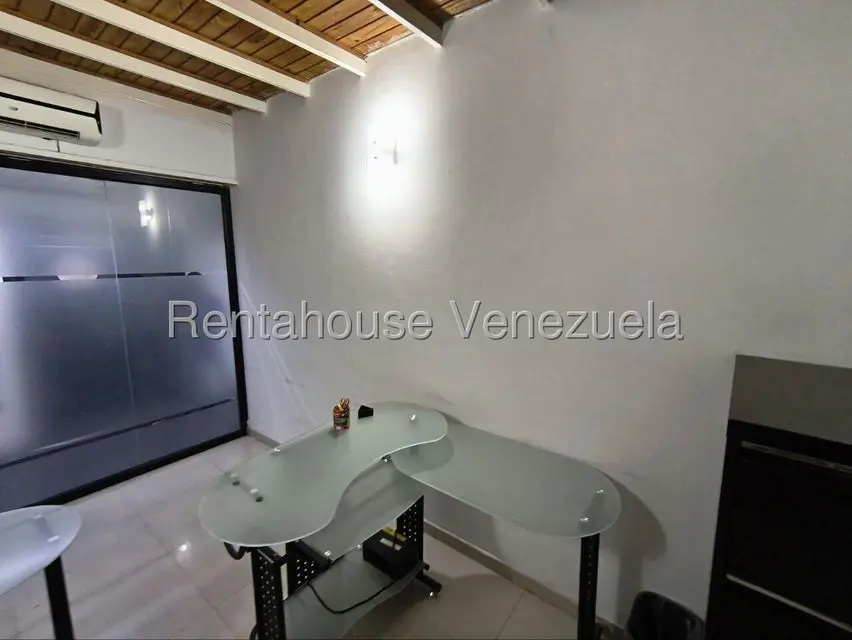 Comercial (Local Comercial) en Alquiler en Zona Centro, Aragua - 13