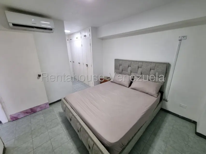 Apartamento (1 Nivel) en Venta en Playa Grande, Vargas - 12
