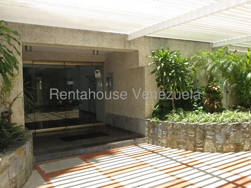 Apartamento (1 Nivel) en Alquiler en Santa Fe Sur, Distrito Metropolitano - 2