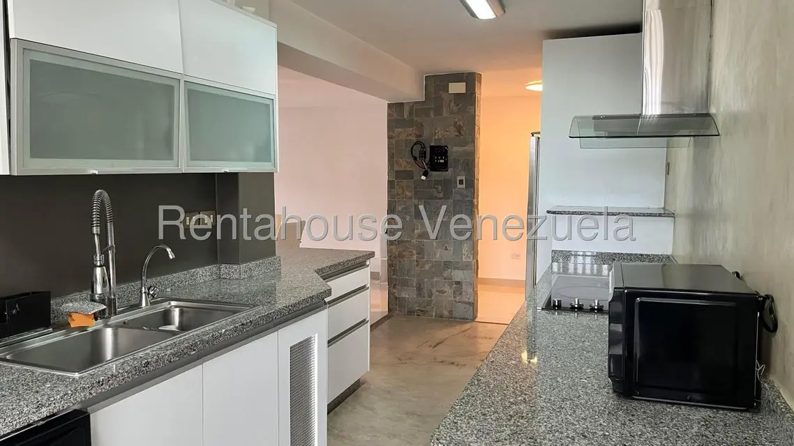 Apartamento (1 Nivel) en Alquiler en Santa Fe Sur, Distrito Metropolitano - 17