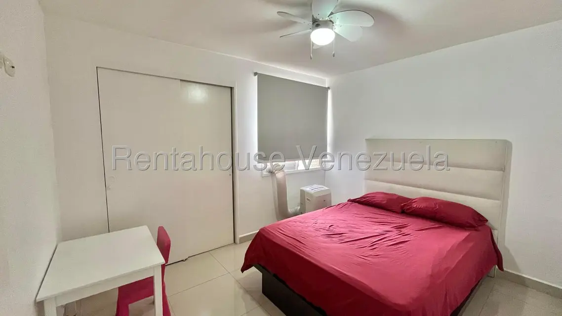 Apartamento (1 Nivel) en Alquiler en Santa Fe Sur, Distrito Metropolitano - 22