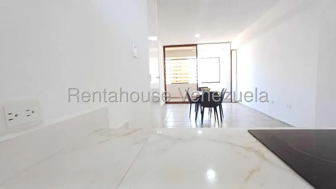 Apartamento (1 Nivel) en Venta en Costa Azul, Nueva Esparta - 8