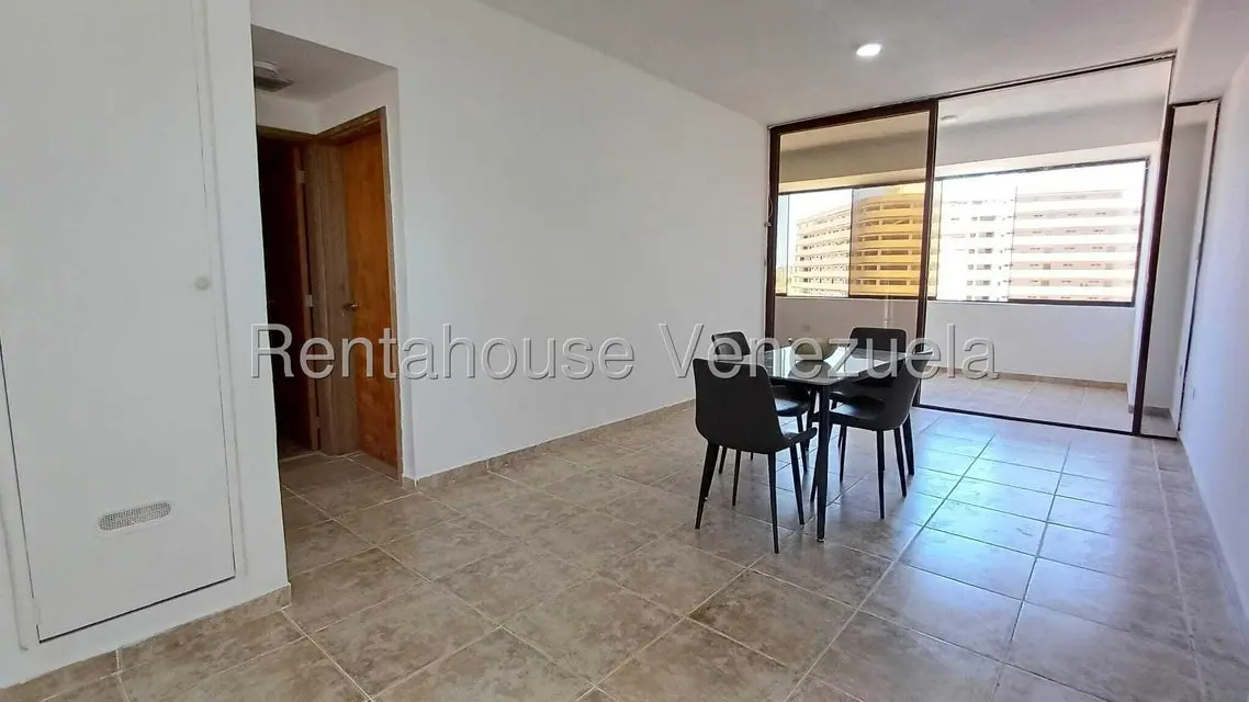 Apartamento (1 Nivel) en Venta en Costa Azul, Nueva Esparta - 9