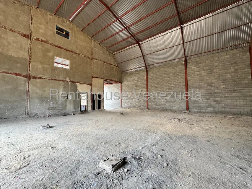 Comercial (Galpon - Deposito) en Venta en Zona Industrial 2, Lara - 11