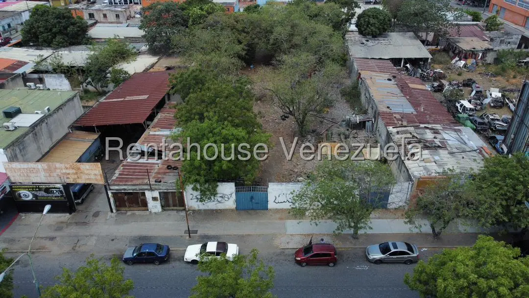 Terreno (Comercial) en Venta en Centro, Lara - 13