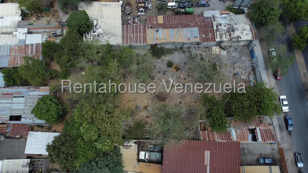 Terreno (Comercial) en Venta en Centro, Lara - 16