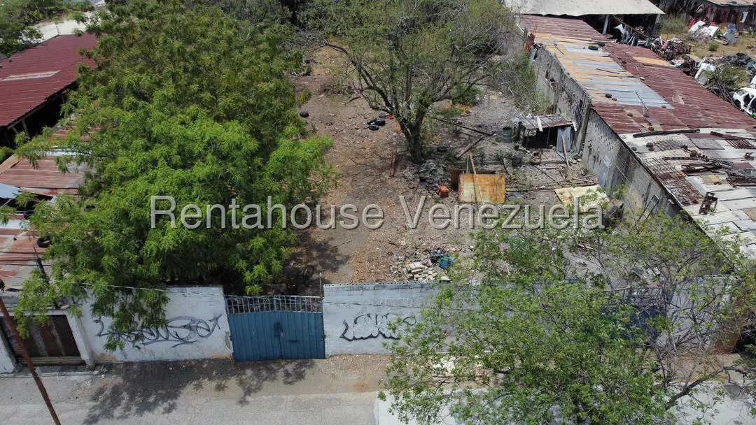 Terreno (Comercial) en Venta en Centro, Lara - 18
