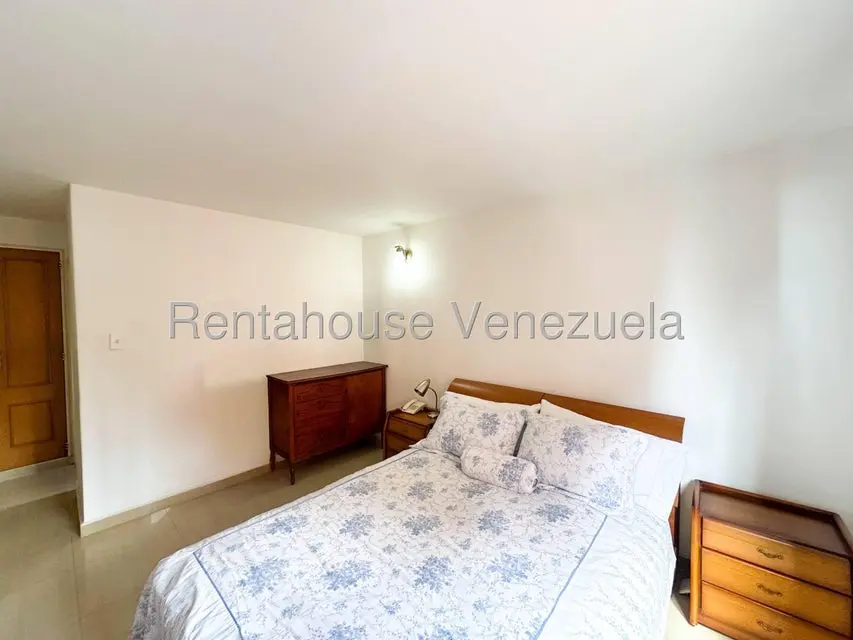 Apartamento (1 Nivel) en Venta en Colinas de La Tahona, Distrito Metropolitano - 23