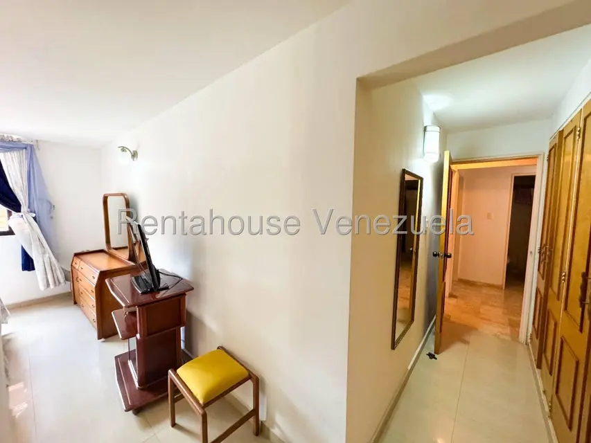 Apartamento (1 Nivel) en Venta en Colinas de La Tahona, Distrito Metropolitano - 26