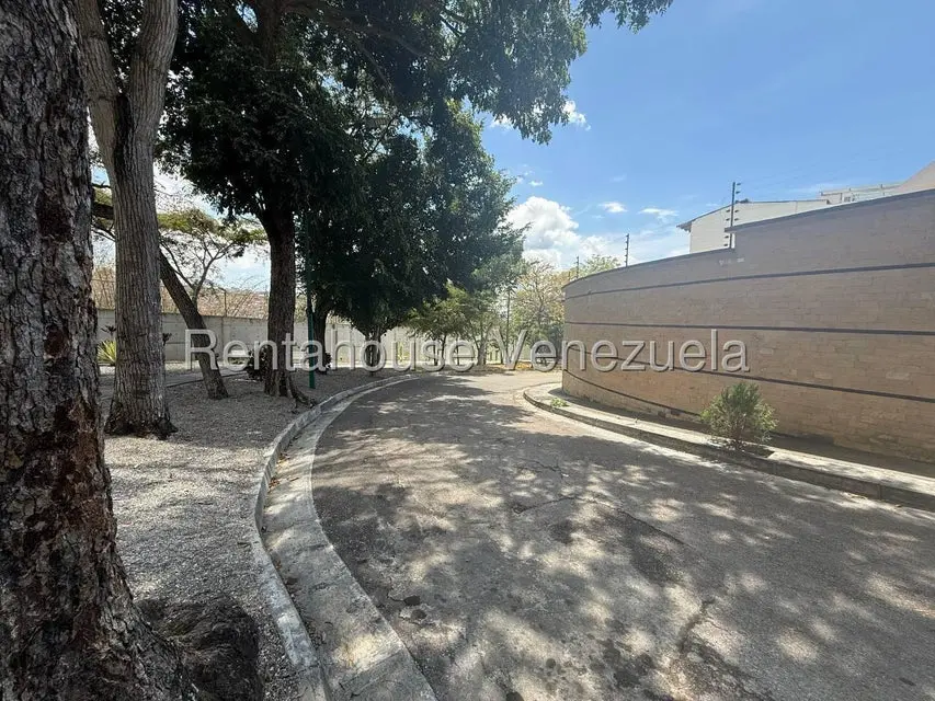 Casa (Multipes Niveles) en Venta en El Marques, Distrito Metropolitano - 45