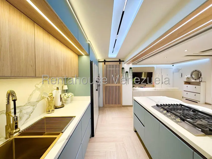 Apartamento (1 Nivel) en Venta en Santa Monica, Distrito Metropolitano - 13