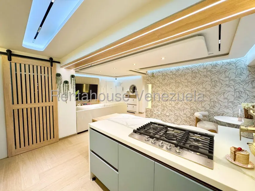 Apartamento (1 Nivel) en Venta en Santa Monica, Distrito Metropolitano - 14