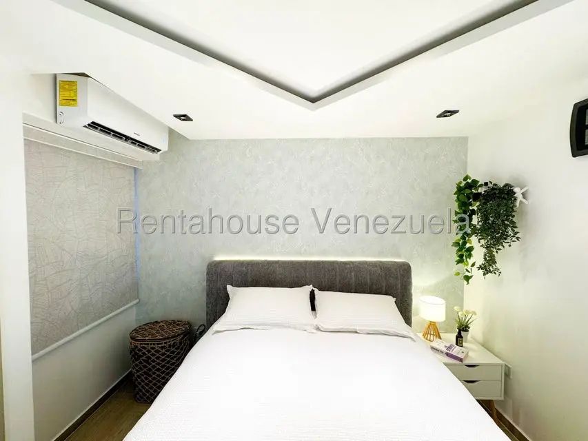 Apartamento (1 Nivel) en Venta en Santa Monica, Distrito Metropolitano - 25