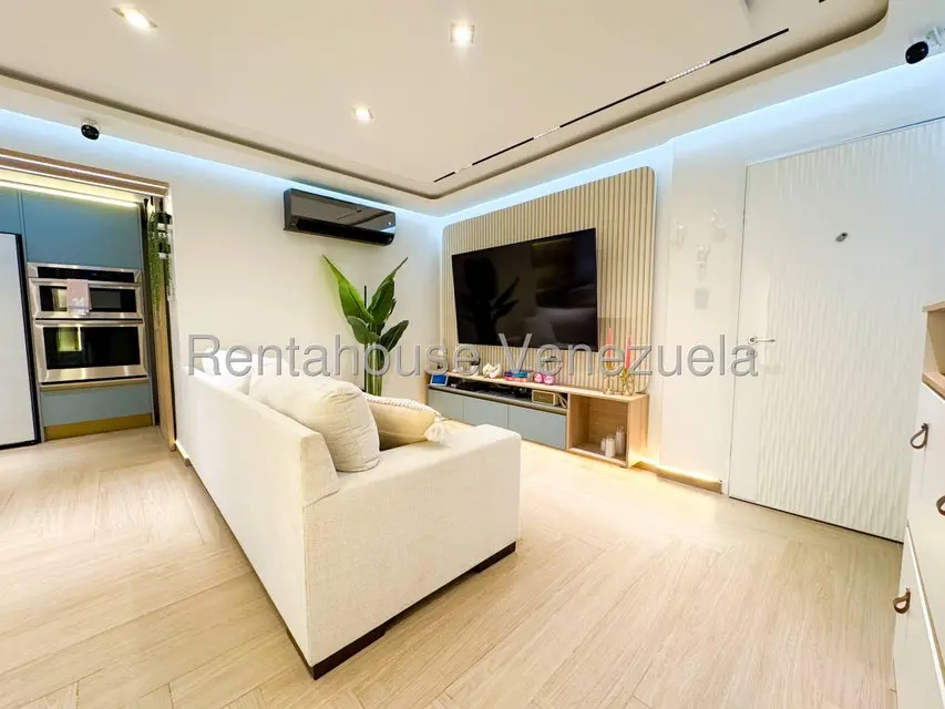Apartamento (1 Nivel) en Venta en Santa Monica, Distrito Metropolitano - 5