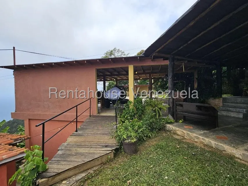 Casa (Multipes Niveles) en Venta en Galipan, Distrito Metropolitano - 30