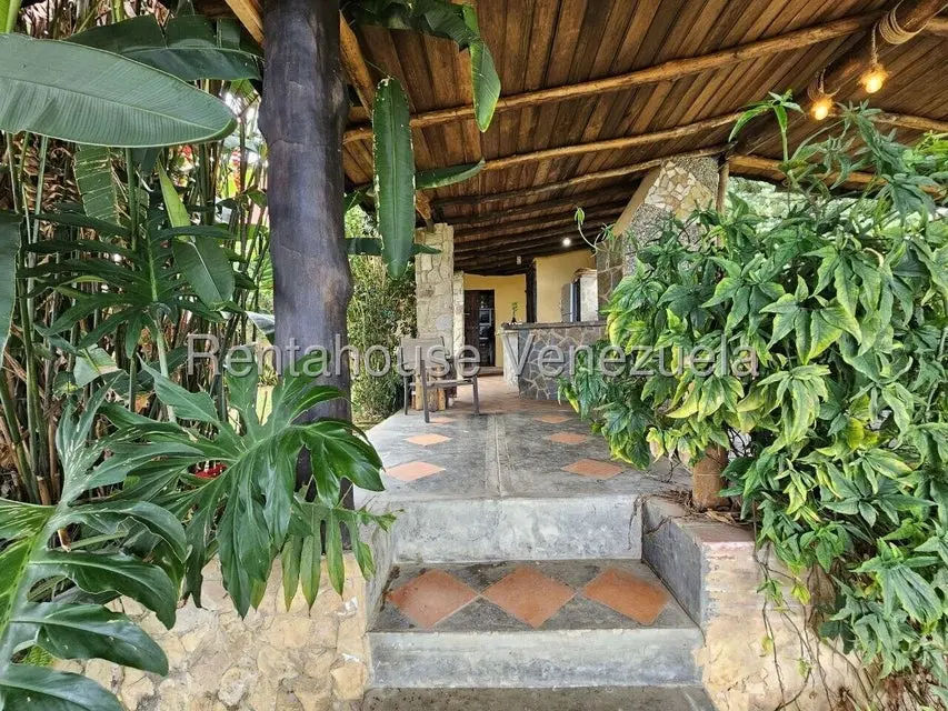 Casa (Multipes Niveles) en Venta en Galipan, Distrito Metropolitano - 42