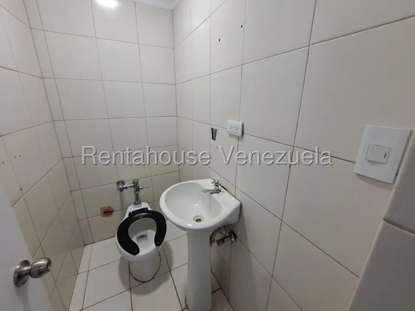 Comercial (Oficina) en Alquiler en Los Ruices, Distrito Metropolitano - 14