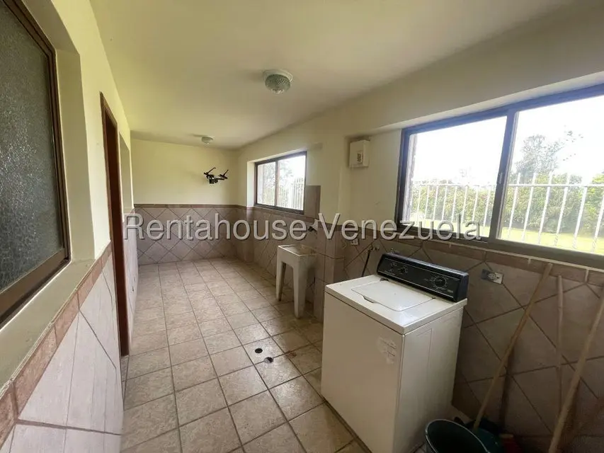 Casa (1 Nivel) en Venta en Finca Campo Alegre, Miranda - 40