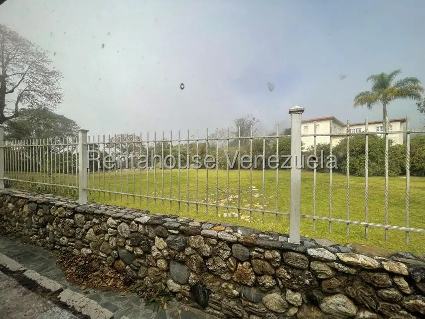 Casa (1 Nivel) en Venta en Finca Campo Alegre, Miranda - 41