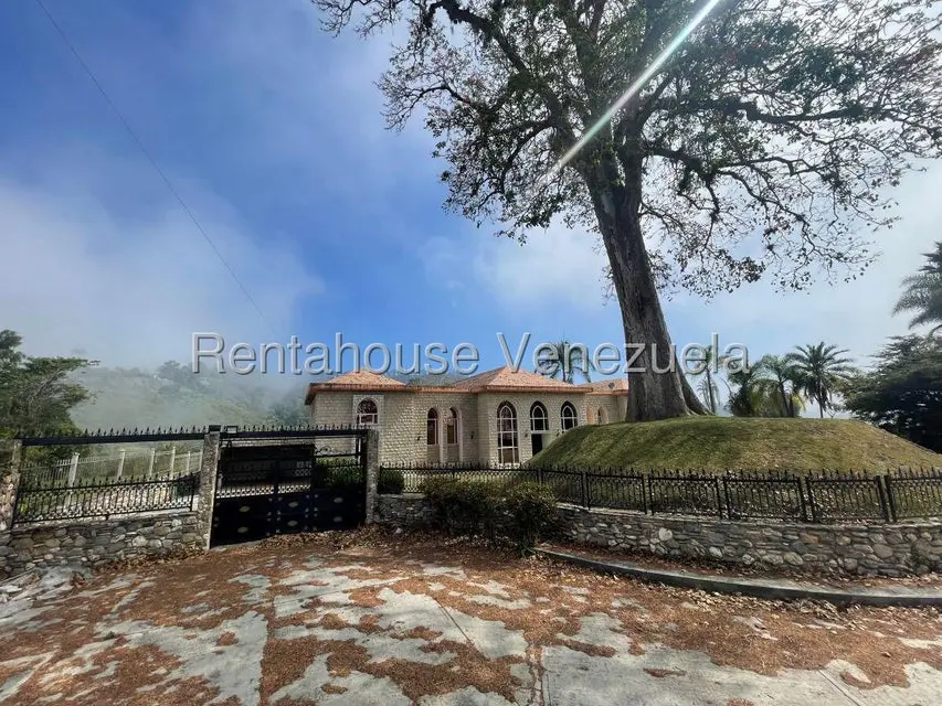 Casa (1 Nivel) en Venta en Finca Campo Alegre, Miranda - 85