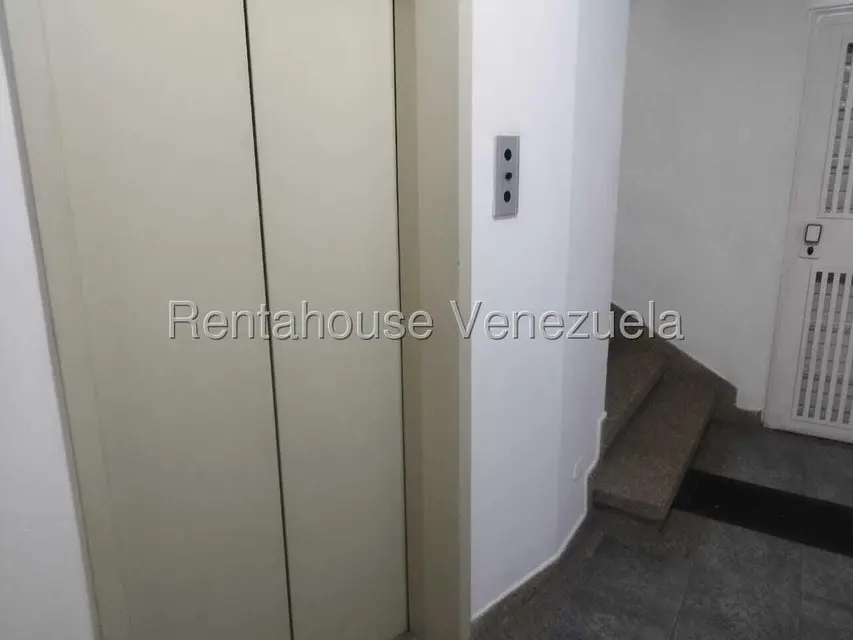 Apartamento (1 Nivel) en Venta en Lomas de Las Mercedes, Distrito Metropolitano - 12