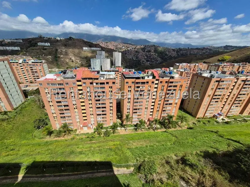 Apartamento (Duplex) en Venta en El Encantado, Distrito Metropolitano - 16