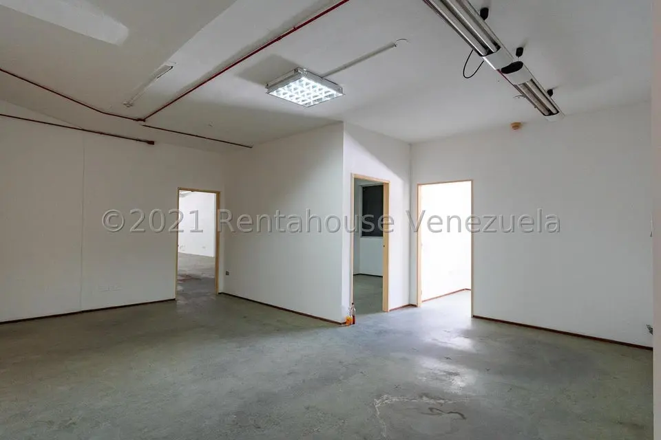 Comercial (Edificio) en Venta en Los Ruices, Distrito Metropolitano - 28