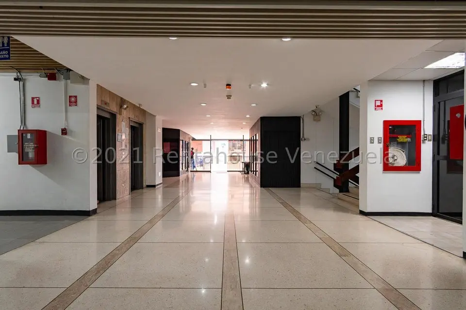 Comercial (Edificio) en Venta en Los Ruices, Distrito Metropolitano - 4