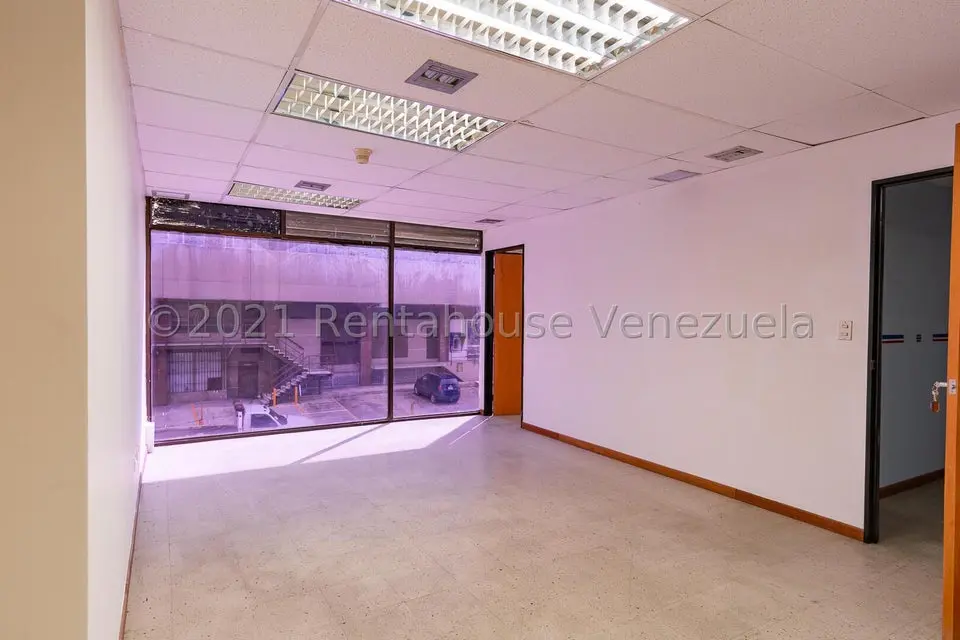Comercial (Edificio) en Venta en Los Ruices, Distrito Metropolitano - 40