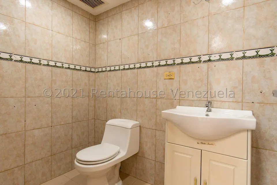 Comercial (Edificio) en Venta en Los Ruices, Distrito Metropolitano - 41