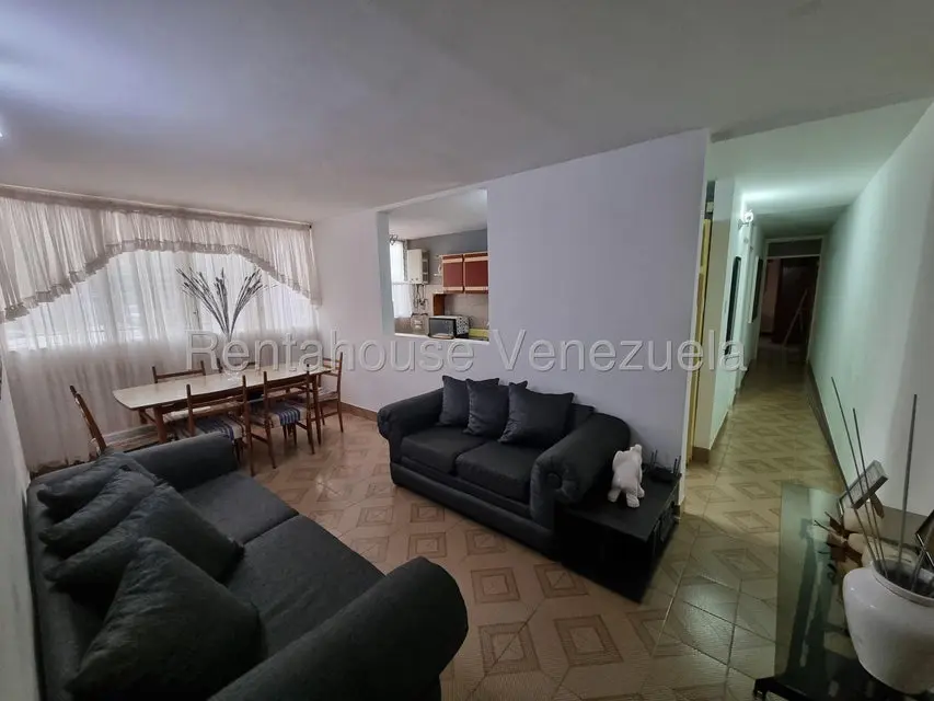 Apartamento (1 Nivel) en Venta en Avenida Las Americas, Merida - 2