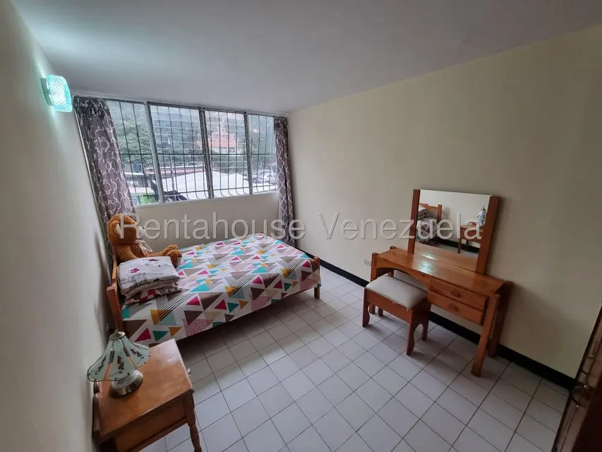 Apartamento (1 Nivel) en Venta en Avenida Las Americas, Merida - 17
