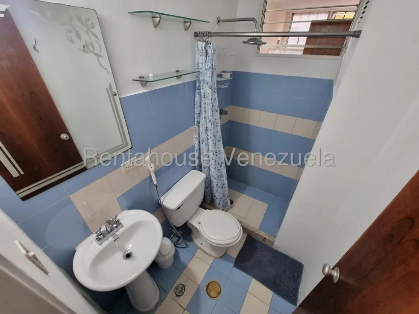 Apartamento (1 Nivel) en Venta en Avenida Las Americas, Merida - 10